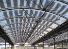 Untersicht des Folienkissendachs mit einer Tragkonstruktion aus Stahl beim Amt für Abfallwirtschaft in München