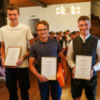 Die drei Prüfungsbesten Absolventen